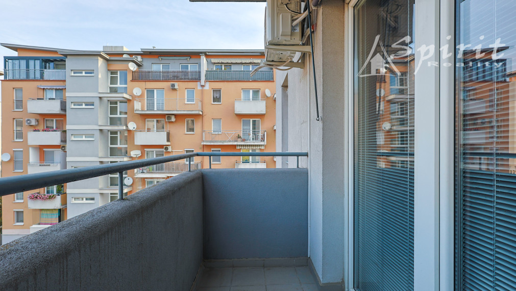 3-izbový byt 85 m² s balkónom, klimatizáciou, pivnicou a vlastným parkovacím miestom – Pezinská, Senec