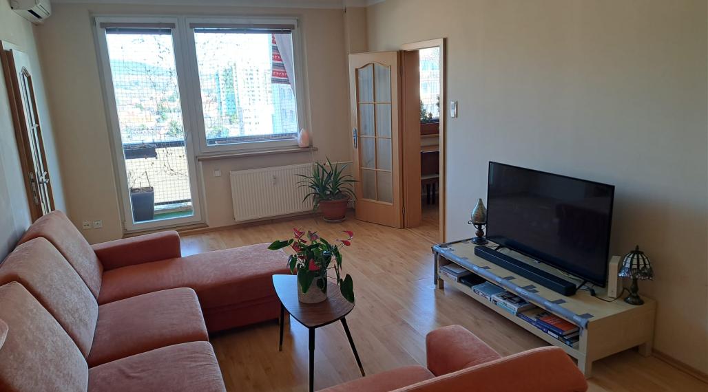 Na prenájom: Praktický 3-izbový byt s balkónom v Rači – Jurkovičova ulica