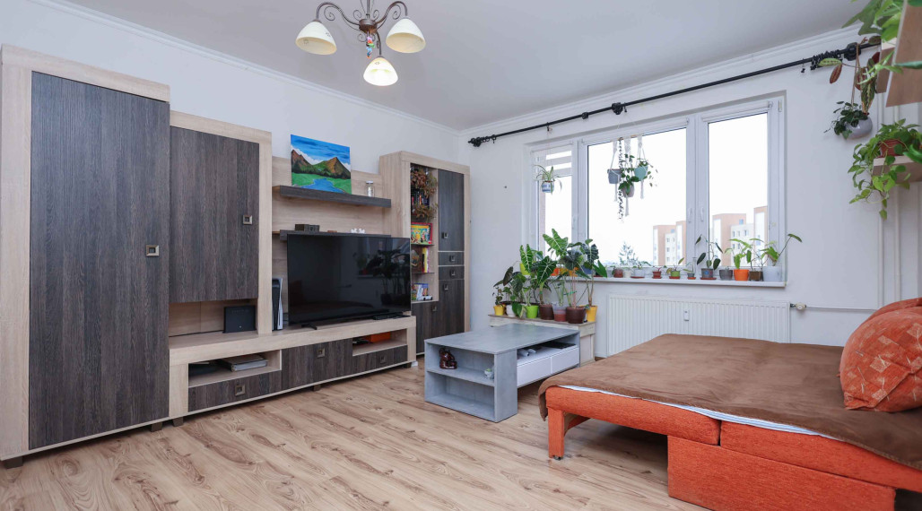 PREDAJ 3izb. byt len pár minút od centra Senca