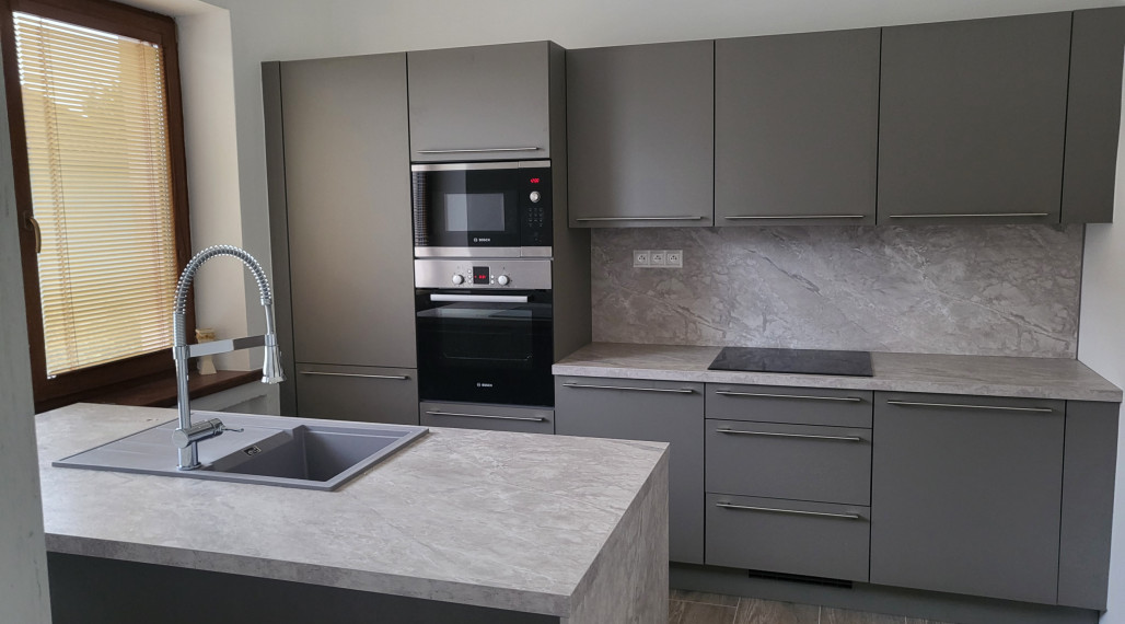 PRENÁJOM: 6 izb. RD v obci Veľké Úľany - komplet zrekonštruovaný