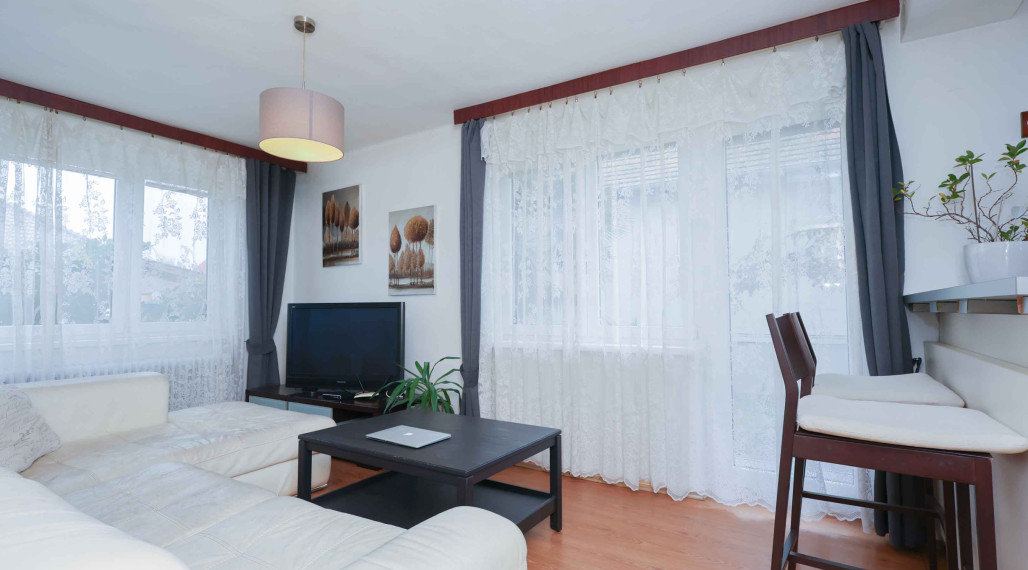 Ideálny rodinný dom s garážou a veľkým priestorom – Veľké Úľany