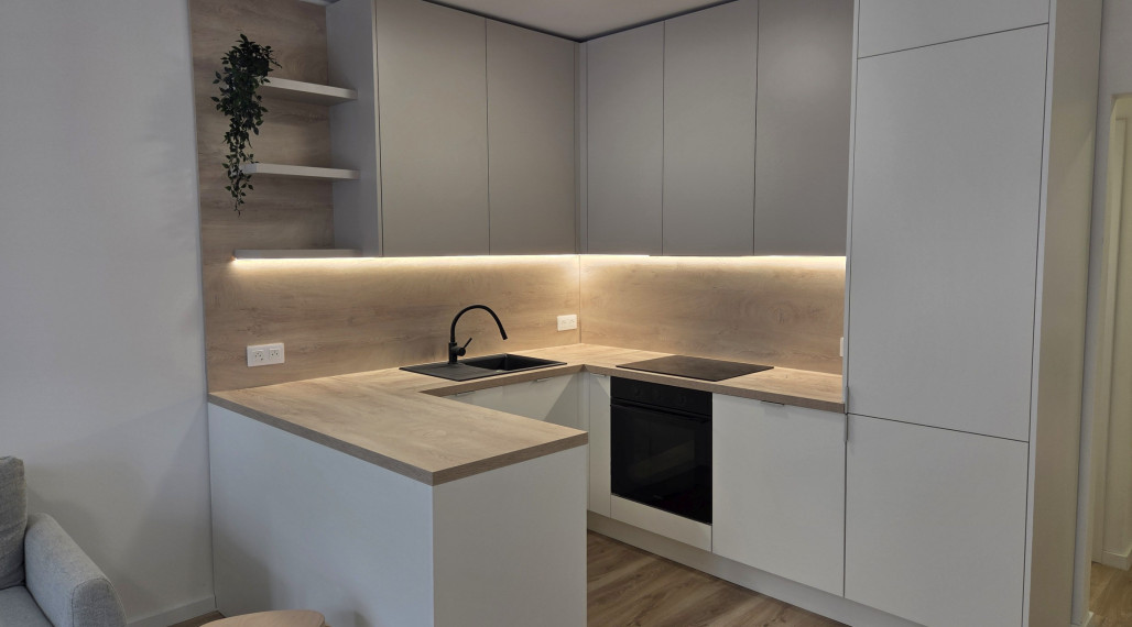 Prenájom 3izb. bytu, práve zrekonštruovaný - pri RETRE