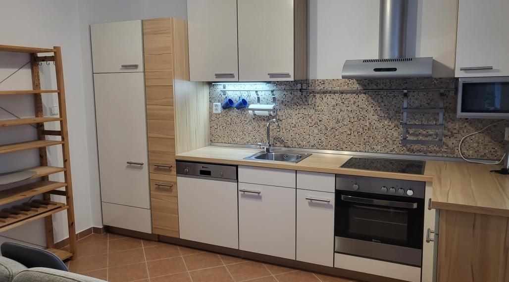 2izb byt pre NC RETRO - Ružinov - prenájom