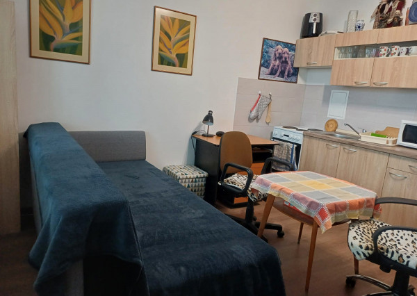 GARSÓNKA NA PREDAJ v PETRŽALKE, OPROTI DRAŽDIAKU