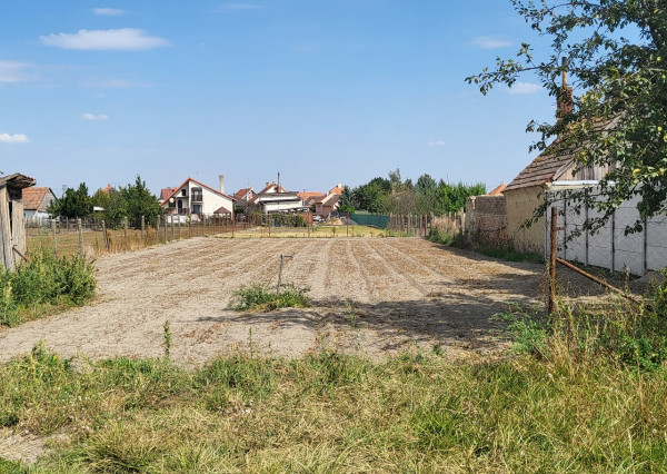 PREDAJ praktického 4-izbového rodinného domu vo Veľkých Úľanoch