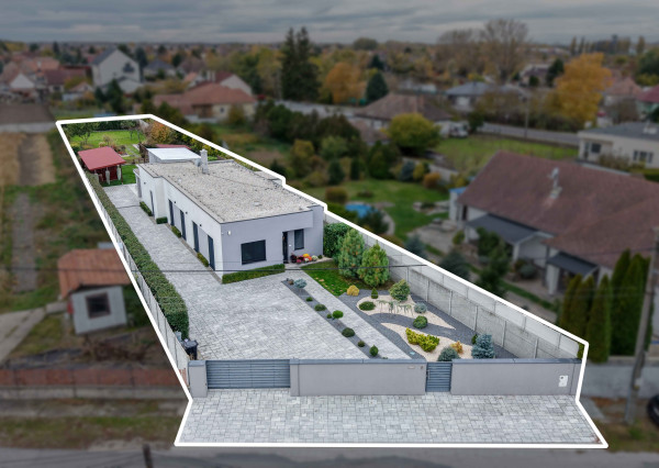 Na predaj: moderný a priestranný 5-izbový rodinný dom s bazénom a krásnou záhradou – Veľké Úľany