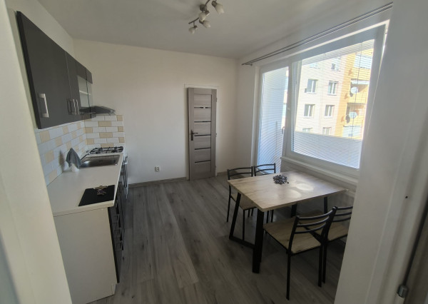 REZERVOVANÝ - PREDAJ šikovného 2izb. bytu v Nových Zámkoch - 67m2 - NOVÁ CENA