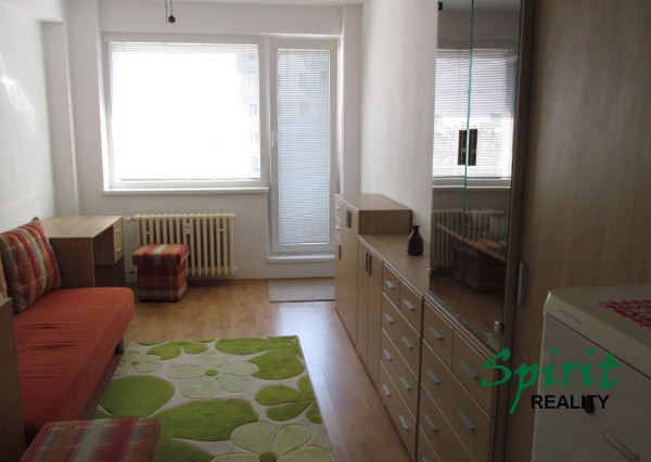 Ponúkame praktickú garsónku neďaleko vinohradov