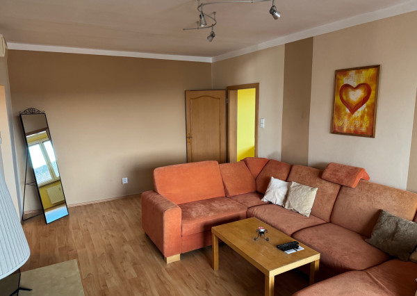 Na prenájom: Praktický 3-izbový byt s balkónom v Rači – Jurkovičova ulica