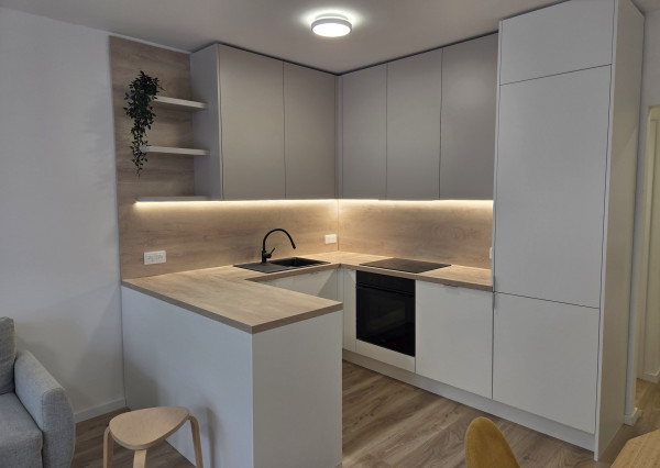 Na prenájom: Kompletne zrekonštruovaný 3-izbový byt v srdci Ružinova – Narcisová ulica