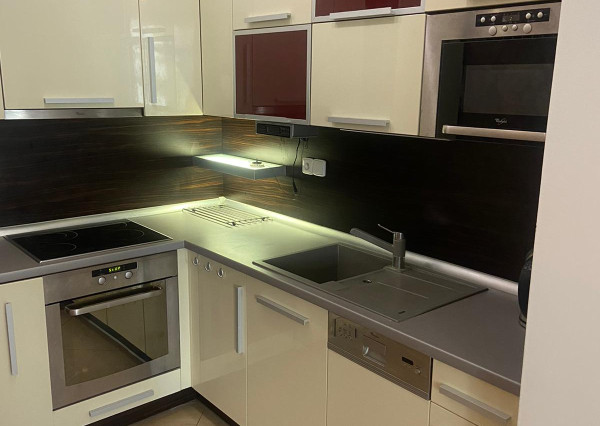 Prenájom: 2izb. byt v Starom Meste