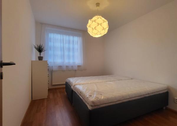 2izb byt pre NC RETRO - Ružinov - prenájom