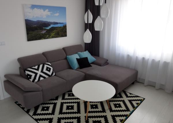 Krásne zariadený 2-izbový byt s klimatizáciou, parkovaním a výhladom na Kamzík.