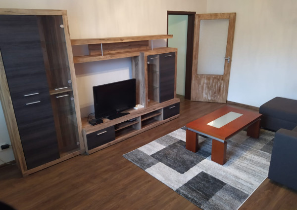 Štýlový 2-izbový byt na PREDAJ v Petržalke s výhľadom na les