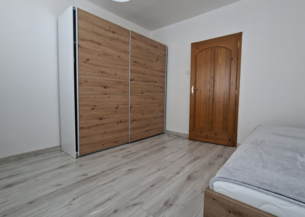 Ponúkame na prenájom praktický 3 izb. byt v Dúbravke